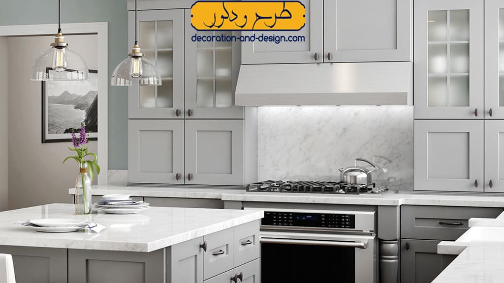 رنگ‌‌های روشن در کابینت مناسب برای آشپزخانه‌ کوچک